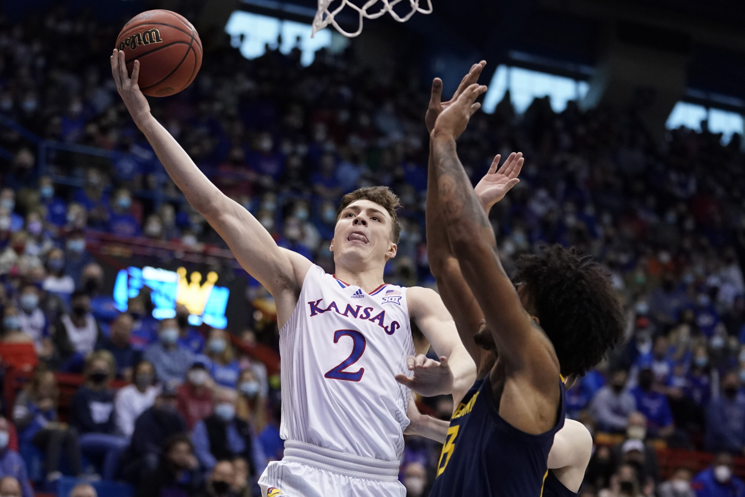 NOTEBOOK: Malik Curry takes charge of West Virginia's offense in loss against Kansas